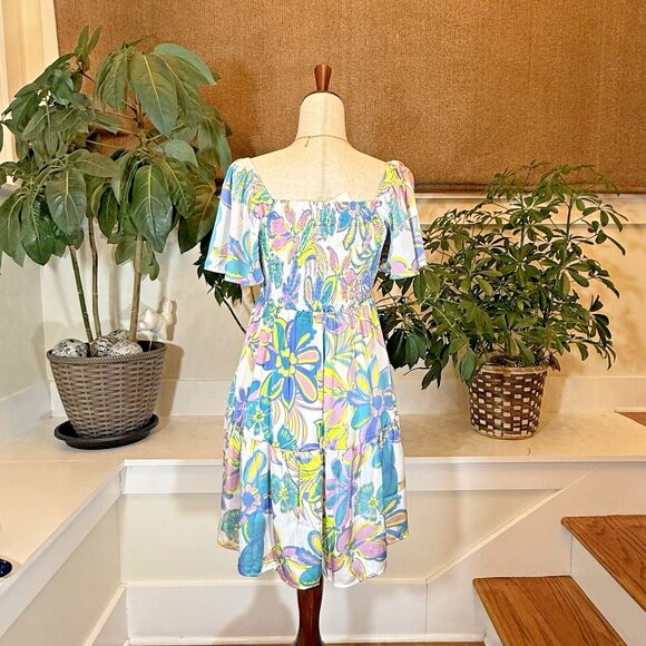 Mittoshop Dress Women Sz.Medium Silky Mini Floral Short Puff Sleeve Smocked - Picture 2 of 10